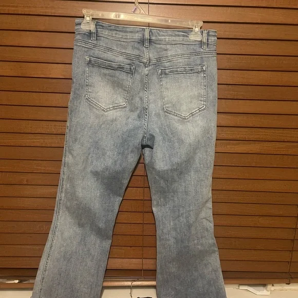 Mica Light Blue Cropped Jeans. High Rise Cropped flare - Picture 5 of 9